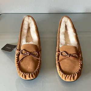 Parfeying Women’s Sheepskin Lined Suede Moccasin Slippers Tan UK 6 EU 39 US 8 thumbnail 3