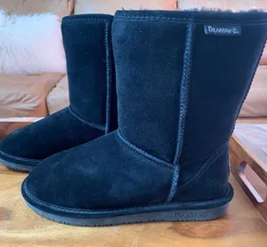 BearPaw Black Winter Sherpa Suede Boots thumbnail 1