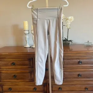 Abercrombie & Fitch YPB sculptLUX 7/8 Leggings Sand Size Small thumbnail 3
