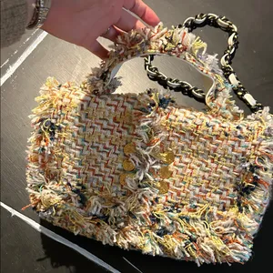 Chic Multicolor Tweed Handbag thumbnail 4