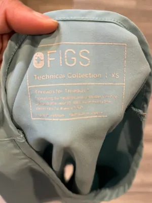 FIGS Sz XS Scrub Top! No Free Shipping:( thumbnail 3