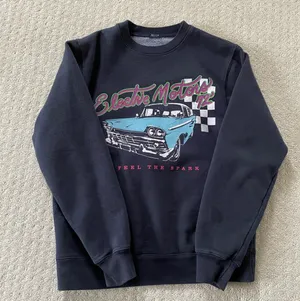 Brandy Melville erica sweatshirt thumbnail 1