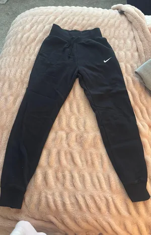 Nike Joggers Women’s Black thumbnail 1