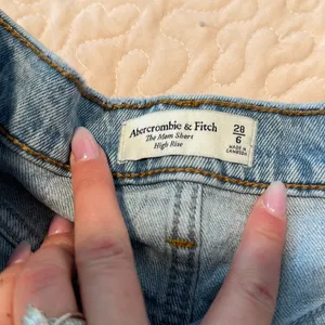 Abercrombie & Fitch Light Blue Denim Jean Shorts thumbnail 3