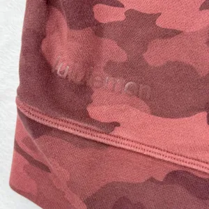 Lululemon Camo Crewneck Sweatshirt Pullover Long Sleeve Red Pink‎ Women 1X READ thumbnail 5
