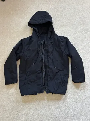 Amazon Black winter coat  thumbnail 3