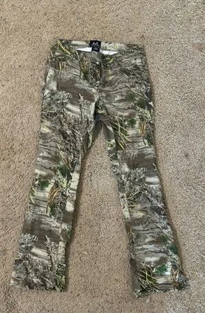 Realtree Camo Pants thumbnail 2