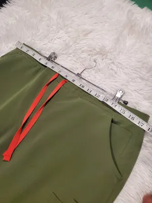 Figs Yola High-Rise Slim Scrub Pant in Green Medium Tall thumbnail 3