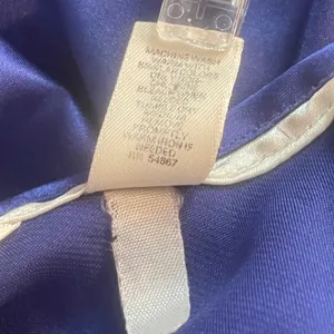 Victorias Secret PJ‎ Top XS Satin Button Down Pajama Sleep Shirt Sateen thumbnail 4