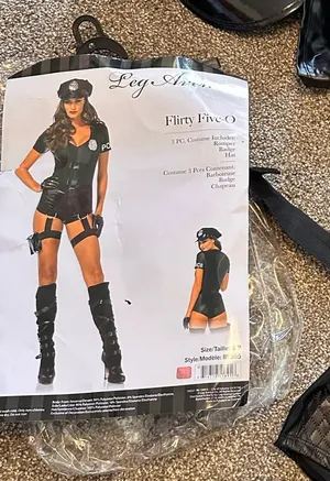 Leg Avenue Sexy Cop Costume thumbnail 1