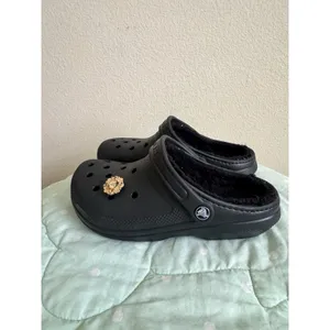 Crocs Black Faux Fur Fuzz-Lined Slip On Clog Round Toe Womens size 8 thumbnail 2
