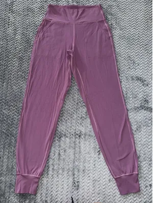 Lululemon‎ Women's Align High Rise Jogger Pants Front Pockets Plum Size 4 thumbnail 1