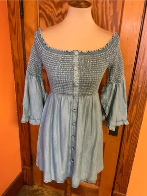 VENUS Denim Dress Size 2 Smocked Off Shoulder Bell Sleeve Button Front Boho thumbnail 6