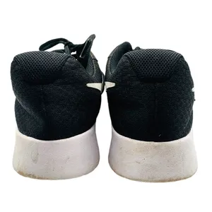 Nike Womens Tanjun Black Running Shoes Sneakers Size 8 thumbnail 3