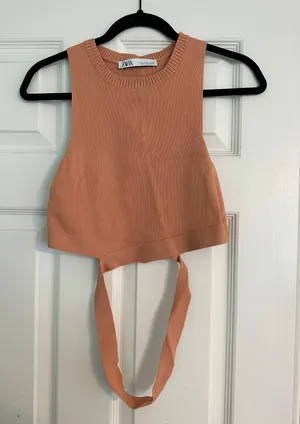 ZARA Crop Sweater Type Tank thumbnail 1