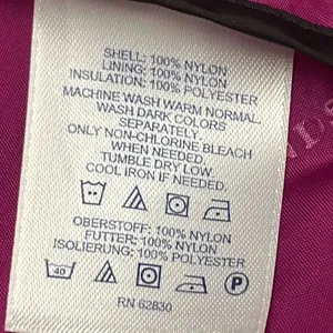 Land’s End Women’s Fuchsia Black Sleeveless Full Zip Puffer Nylon Vest-Small 6-8 thumbnail 16