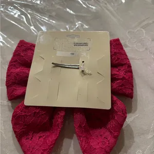Pink Lace Hair Bow thumbnail 2