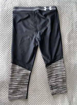 Under Armour Cropped Leggings thumbnail 2