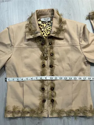 St. John by Marie Gray Beige
Collared Full‎ Zip Jacket Size S thumbnail 9
