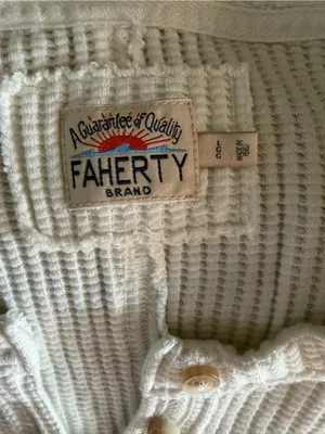 Faherty Legend Alpine Waffle Knit Henley Boho Soft Neutral Large. thumbnail 6