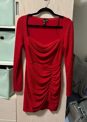 Windsor Bodycon Red Dress thumbnail 2