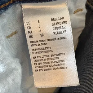 American Eagle Mom‎ Jeans Size 6 High Rise thumbnail 10