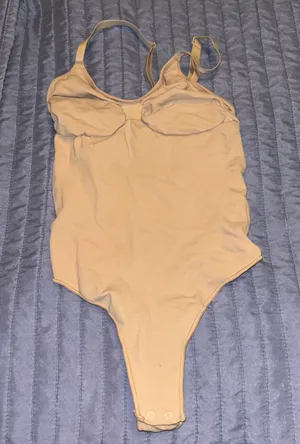 SKIMS SHAPEWEAR Bodysuit Thong thumbnail 1