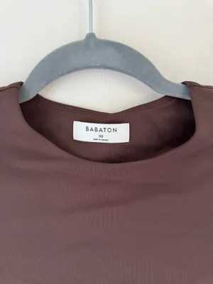 Aritzia Babaton Contour Crew Bodysuit in Rich Mocha Brown thumbnail 4