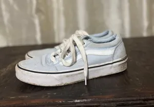 Light Blue thumbnail 1