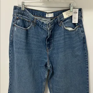 Abercrombie & Fitch High Rise The Loose Jeans thumbnail 8