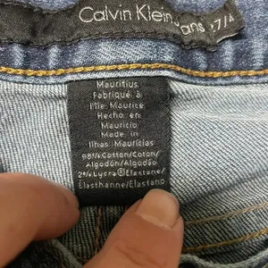 Calvin Klein Womens Flare Fit Distressed Jeans Size 27 thumbnail 13