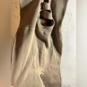 Free People Camel color tank bodysuit, ribbed, EUC size small, athleisure, yoga thumbnail 6
