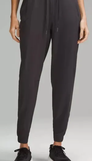 Lululemon Black License To Train High Rise Joggers Pants Size 6 thumbnail 1