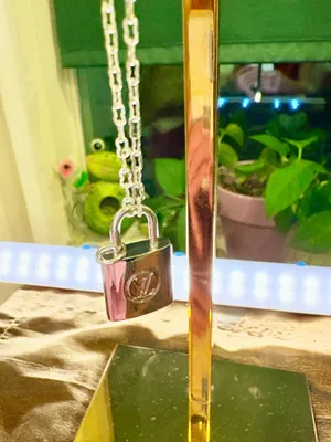 gold charm. Gold chain included. (Chain is unknown brand)Measurements a tad of 1cm L and W. So classy! Wear it as a necklace, a bracelet, purse or wallet charm, etc. thumbnail 7