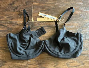SKIMS NWT Fits everybody unlined Demi bra Onyx 34C thumbnail 1