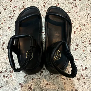 ASH Women's Victoria Sandal black thumbnail 6