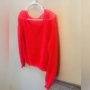 Women’s Crochet Hallowed Out Pink Sweater/ Cover Up Size Small thumbnail 6