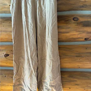 Isabel Maternity by Ingrid + Isabel Smocked Waist size XXL thumbnail 3