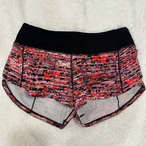 Lululemon Shorts thumbnail 1