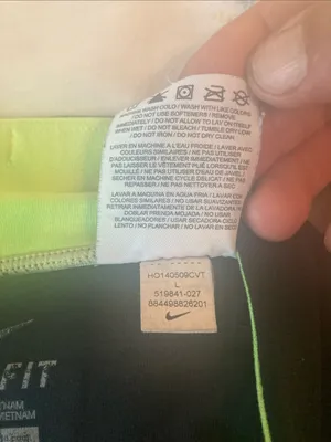 Nike womens Capri workout bottoms thumbnail 16