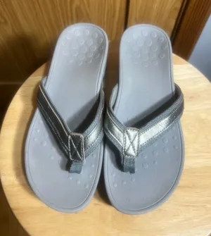 Vionic Silver Gray Thong Sandals thumbnail 1