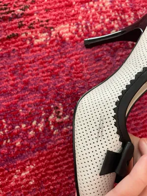 Fredrick’s Of Hollywood Heels thumbnail 5