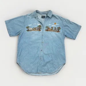 Vintage Denim Shirt Short Sleeve Women's L Embroidered‎ Animal Scene Noah's Ark thumbnail 1
