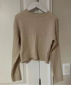 cropped cable knit sweater thumbnail 1