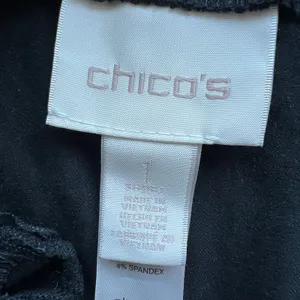 Chicos Pants Womens Size 1 Medium Black thumbnail 2
