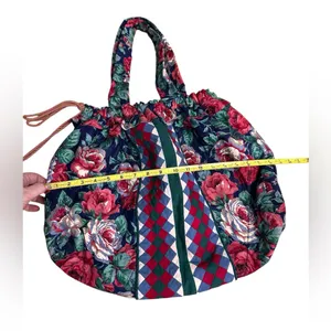 HANDMADE Quilted Bag Tote Large Patchwork Design 23”x16” Cinch Close Floral 90s thumbnail 10