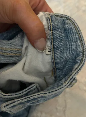 Guess Jean Shorts thumbnail 3