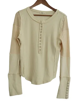 Oli & Hali Size Medium Cream Mixed Media Waffle Knit Henley Top Boho Grunge thumbnail 1