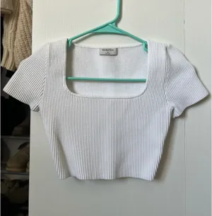 Aritzia Babaton Top thumbnail 2