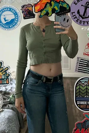 Divided Green Long Sleeve Crop Top Olive thumbnail 1
